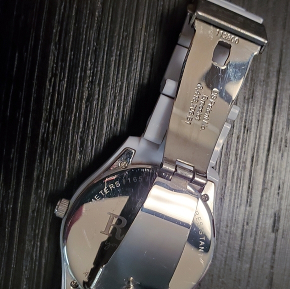 Relic White Three-Hand Stainless Steel Watch - Picture 4 of 6